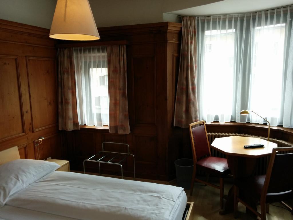 Hotel Terminus Samedan Phòng bức ảnh