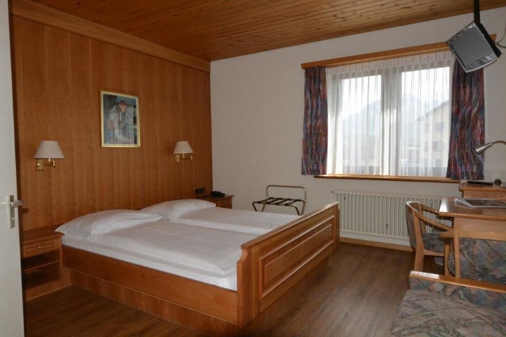 Hotel Terminus Samedan Ngoại thất bức ảnh